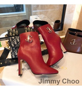 Jimmy Choo Mahesa 100 Tornozelo Botas das Mulheres de Couro de Bezerro Com JC Emblema Vermelho