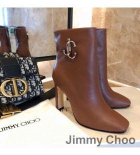 Jimmy Choo Mahesa 100 Caviglia Stivaletti Donna in Pelle di Vitello Con JC Emblema Marrone