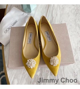 )Jimmy Choo(ジミーチュー)が初のポンプの女性のドとパール感を黄色