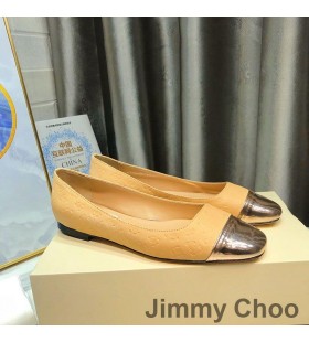商ワトソン干潟の女性モノグラムカーキのパテントレザー製のもの