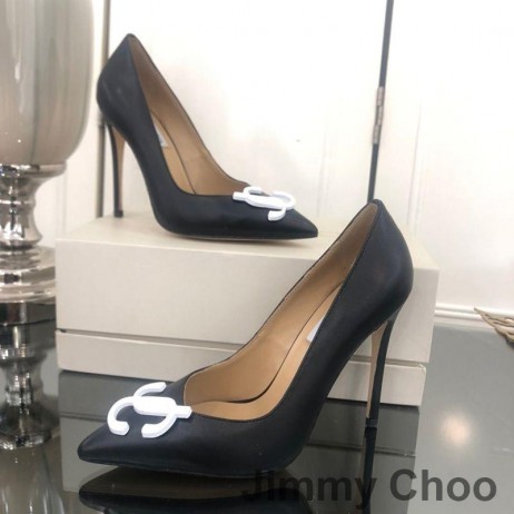 Jimmy Choo 사랑 100 펌프는 여자 가죽으로 JC 상징 블랙
