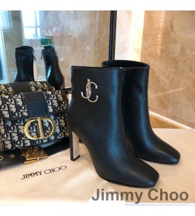 Jimmy Choo Mahesa100 앵클 부츠 여성 송아지를 가죽으로 JC 상징 블랙