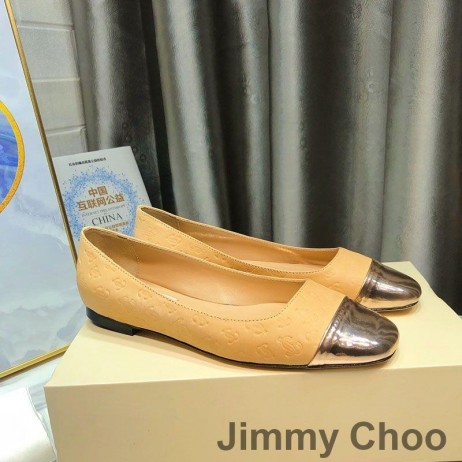 Jimmy Choo Watson Lägenheter Kvinnor Monogram Lackläder Khaki