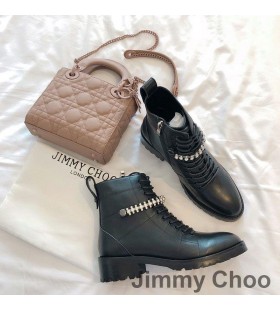 Jimmy Choo Cruz BekÃ¤mpa StÃ¶vlar Kvinnor Kalv LÃ¤der Med Crystal Detalj Svart