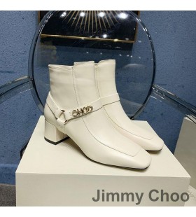 Jimmy Choo Botas De Tobillo De Las Mujeres De Cuero De Becerro Con Choo Emblema De Color Beige