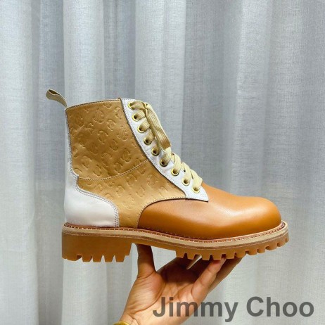 Jimmy Choo Cora Επίπεδες στρατιωτικές Μπότες των Γυναικών Μείγμα Δέρμα Με το JC Μονόγραμμα Καφέ